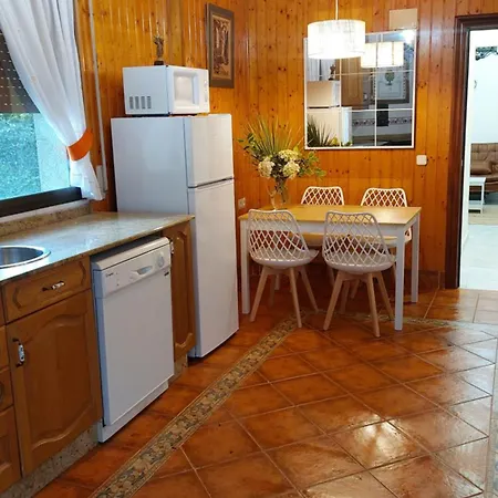Hostel Viviendas Turisticas El Carrascal