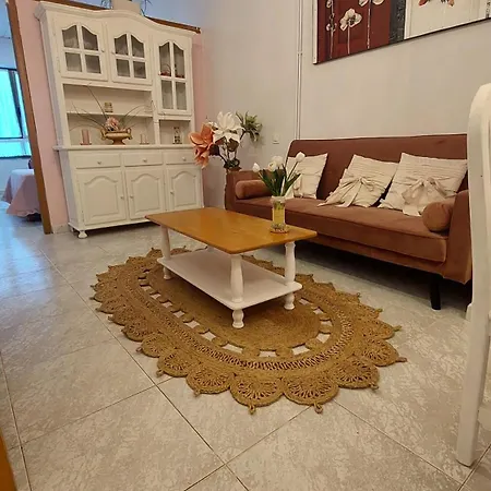 Hostel Viviendas Turisticas El Carrascal *
