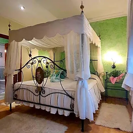 Hostel Viviendas Turisticas El Carrascal
