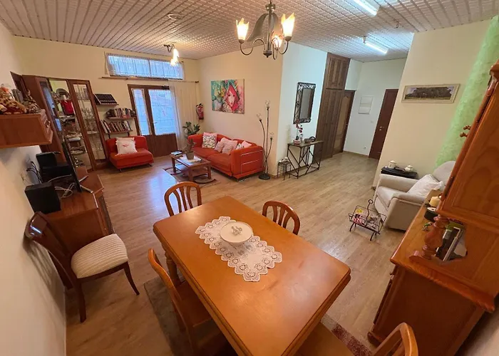 Hostel Viviendas Turisticas El Carrascal